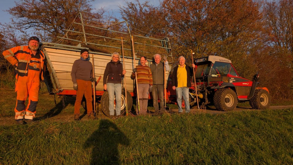 Hang Dorschhausen (4) Heuen am Hang in Dorschhausen