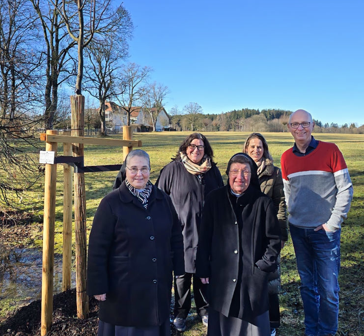 Baumspende Mallersdorfer Schwestern